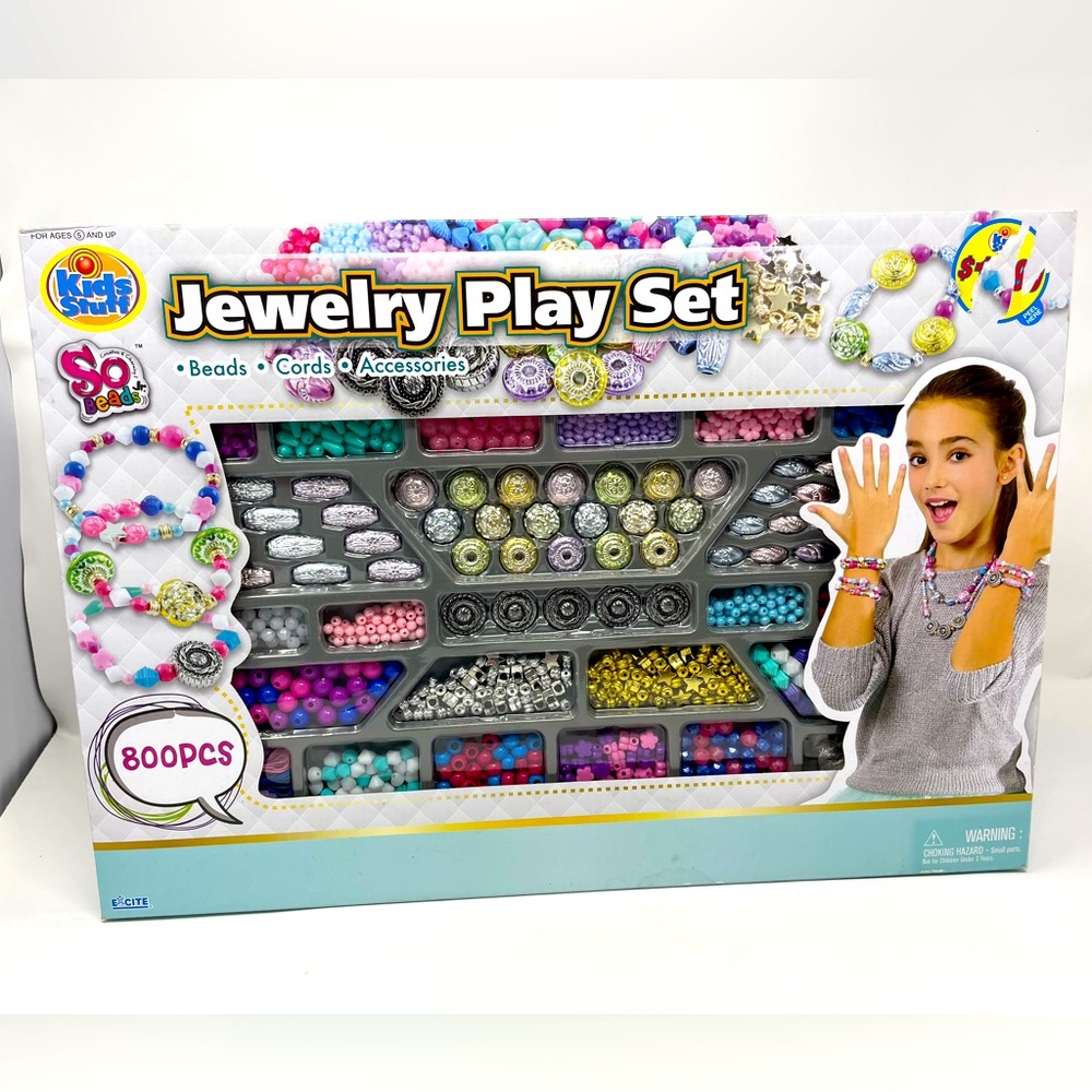 NEW Kids Stuff Jewelry Play Set 800 PCS. Beads, cords, & accessories